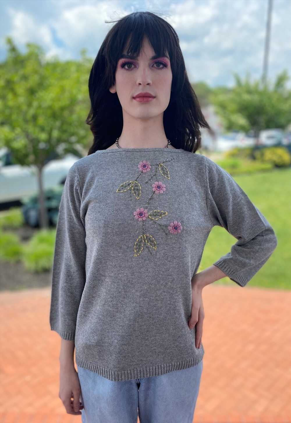 New Vintage 90s Sweater with Floral Embroidery. - image 2