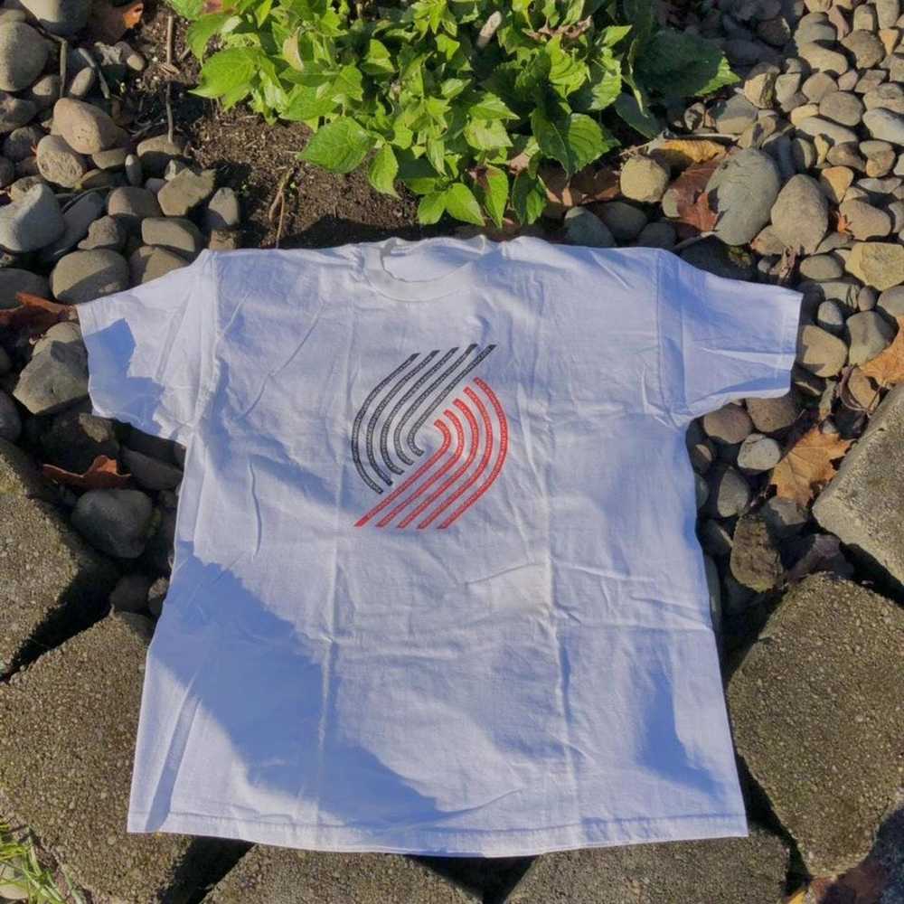 CustomCat Portland Trail Blazers Vintage NBA T-Shirt White / M