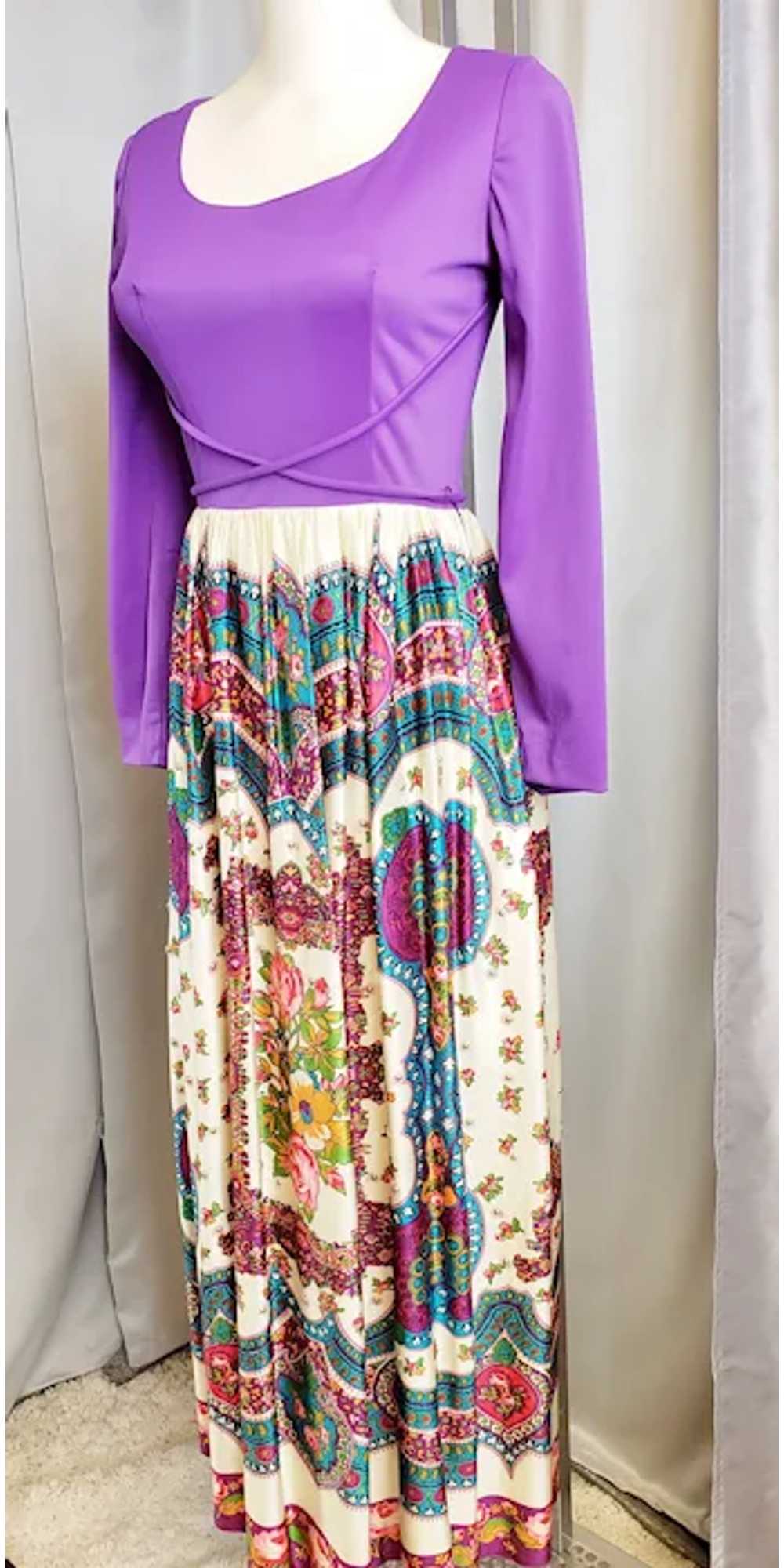 1970's Flower-Power Purple Maxi Dress - image 2