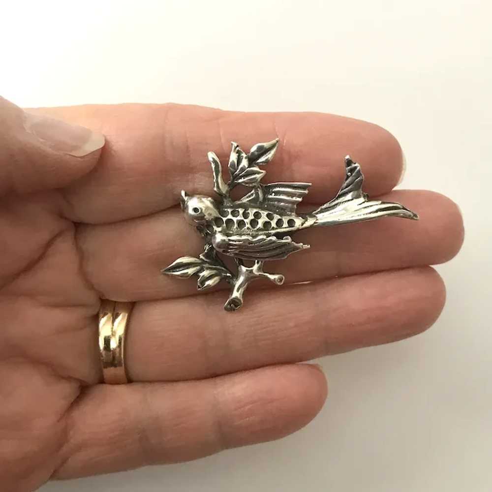 Wonderful! Vintage Sterling Silver Songbird on Br… - image 3