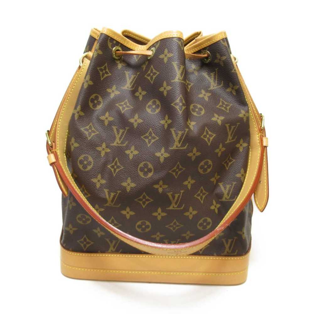 Louis Vuitton Noe leather handbag - image 2