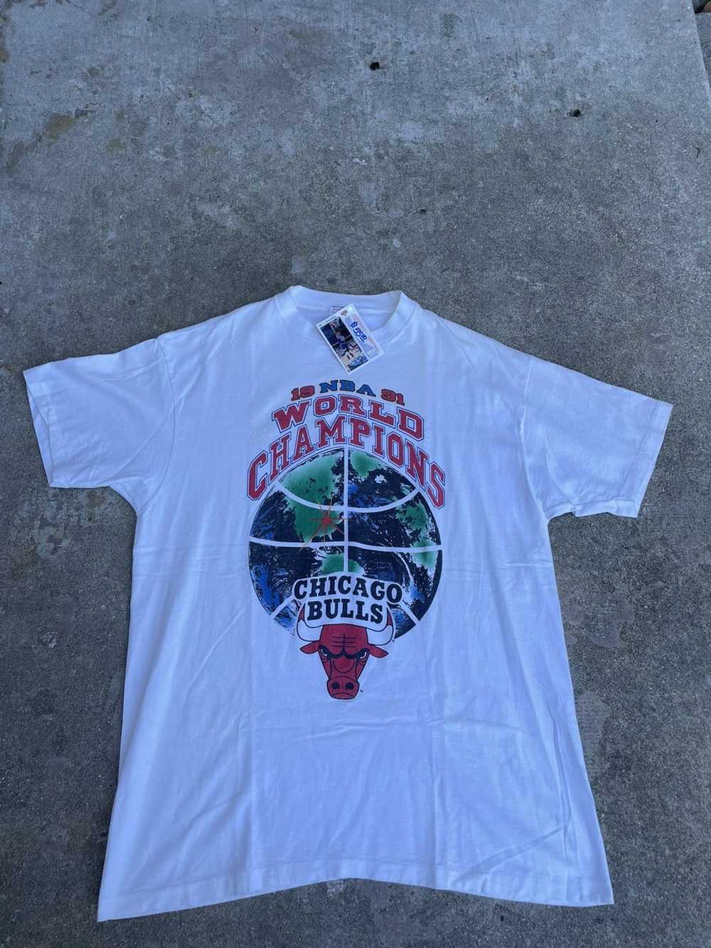 1990s white vintage Chicago Bulls Champion basketball shorts, retroiscooler