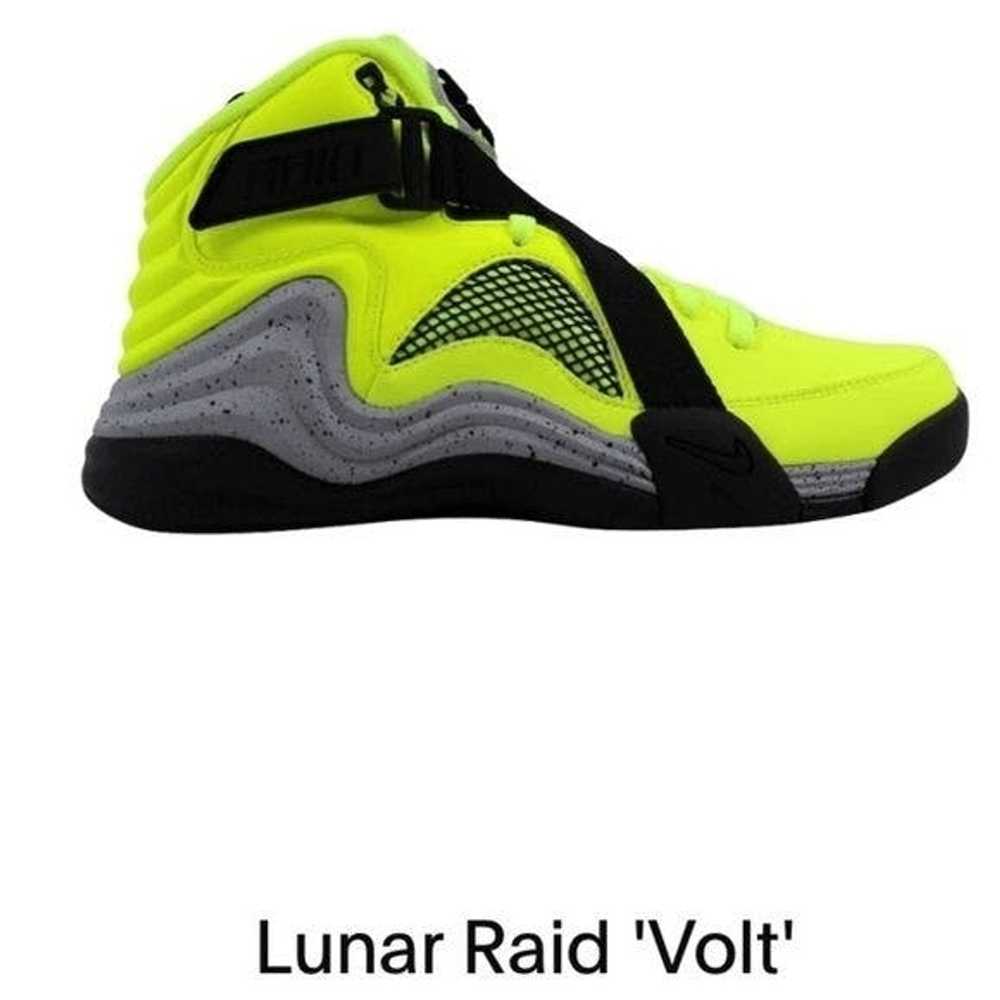 Nike Nike ‘LUNAR RAID’ Volt Sneakers Size 10 - image 1