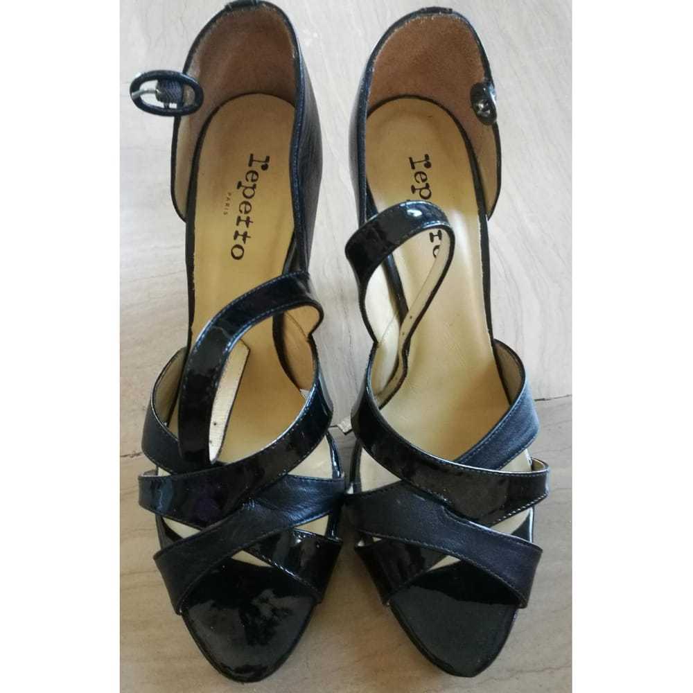 Repetto Patent leather sandals - image 4