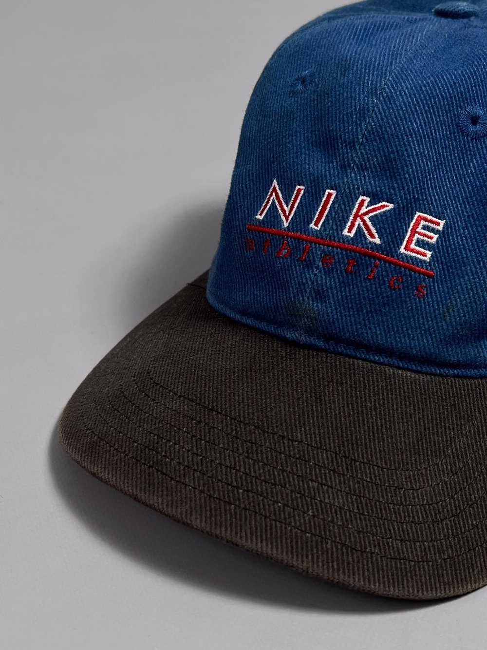 Nike × Streetwear × Vintage Vintage 90s Nike Athl… - image 2