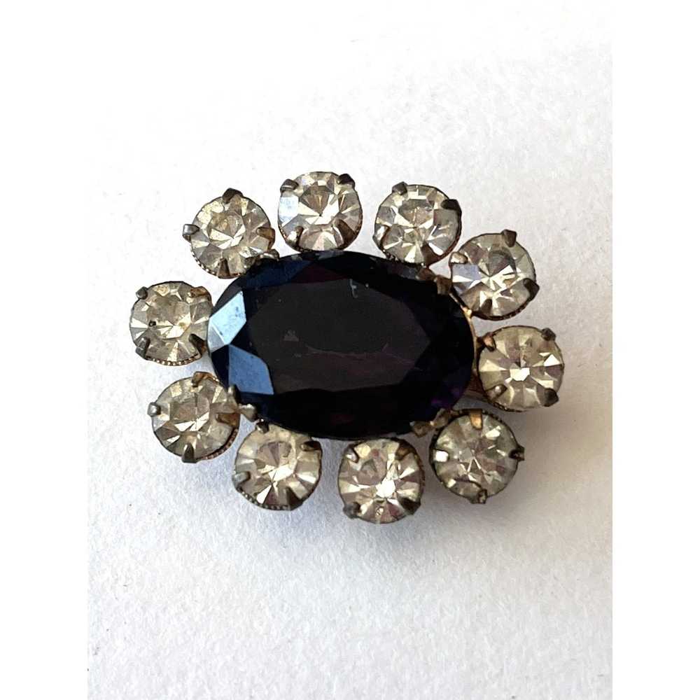 Vintage Estate Glass Rhinestone Purple Brooch Pin - image 1