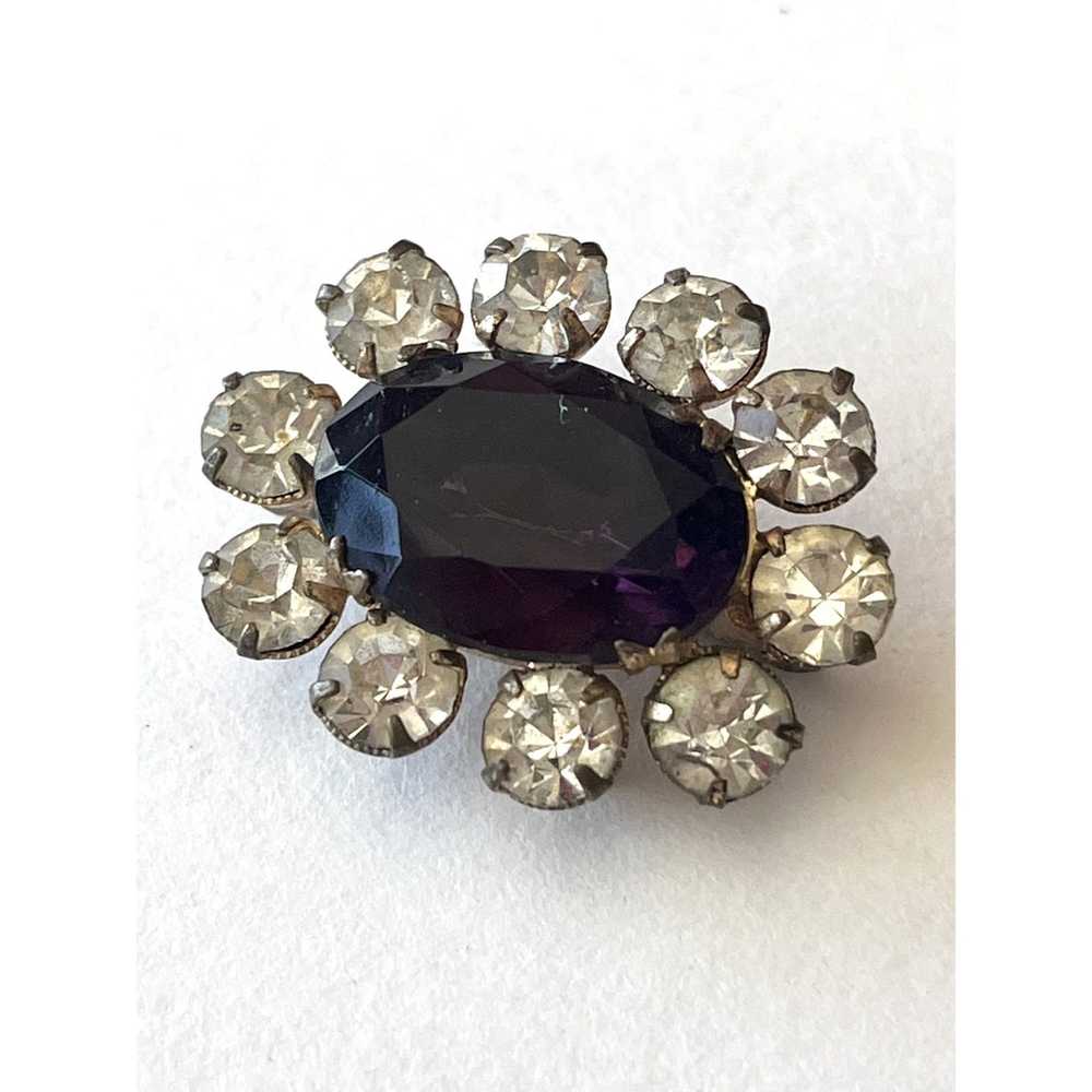 Vintage Estate Glass Rhinestone Purple Brooch Pin - image 2