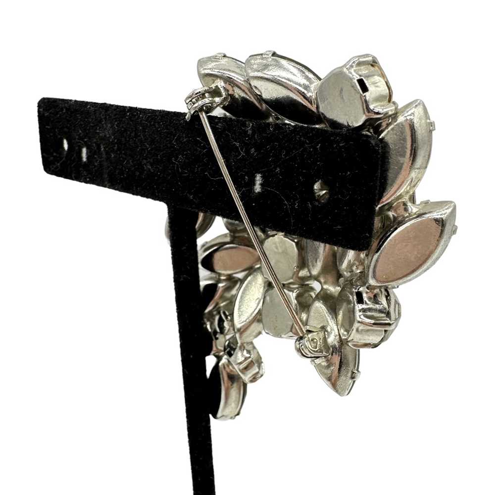 Unsigned Weiss-style Rhinestone Brooch - image 2