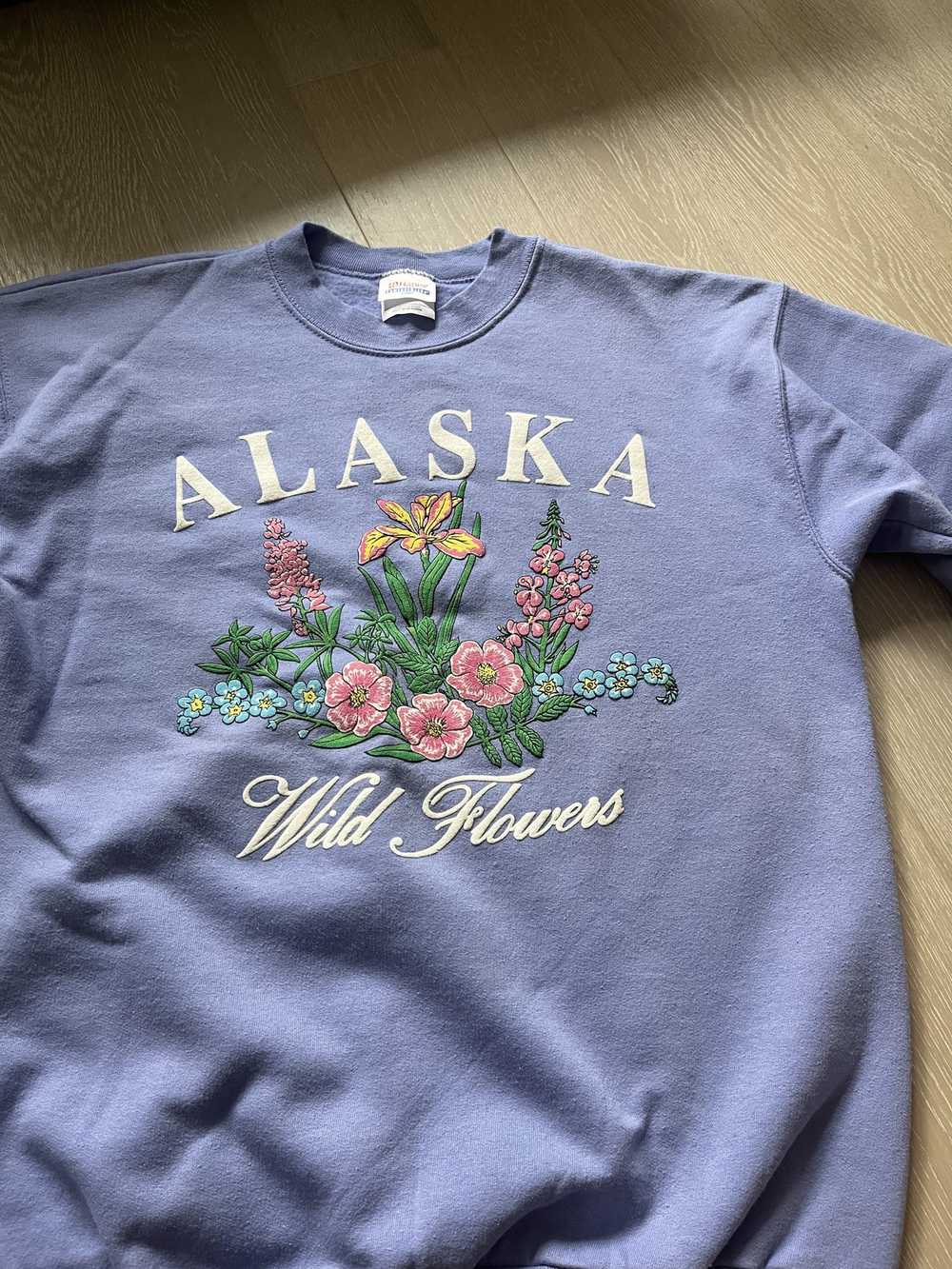 Hanes Alaska Wild Flowers Purple Sweatshirt (M) - image 2