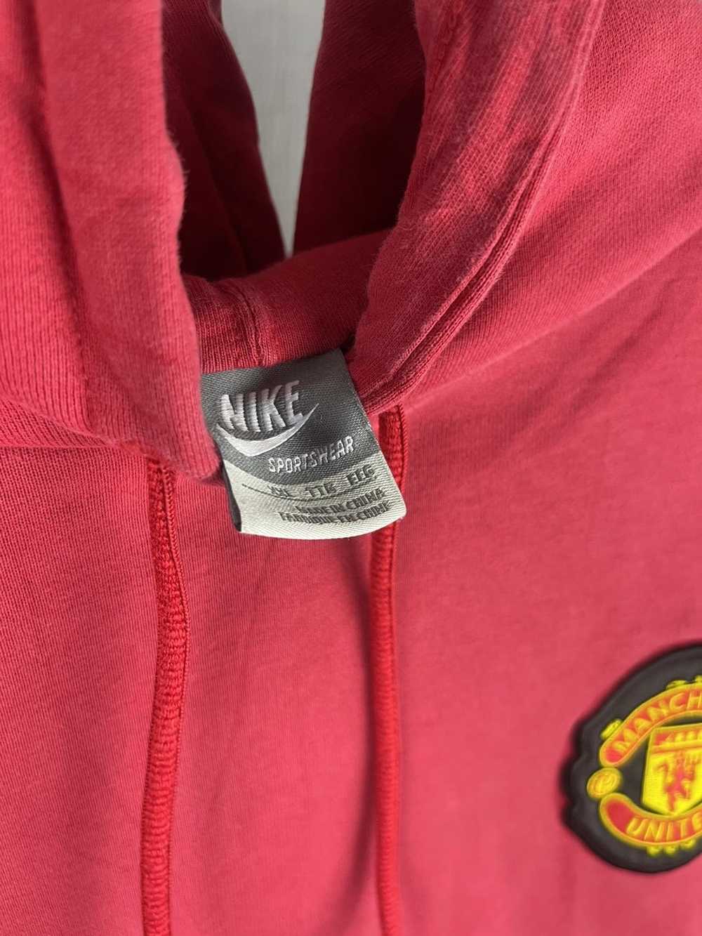 Nike × Soccer Jersey Y2K Nike Manchester United E… - image 4