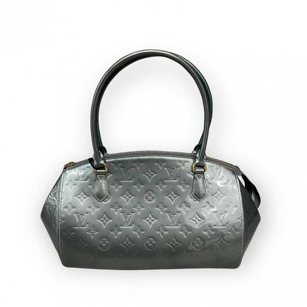 Louis Vuitton Sherwood patent leather handbag - image 4