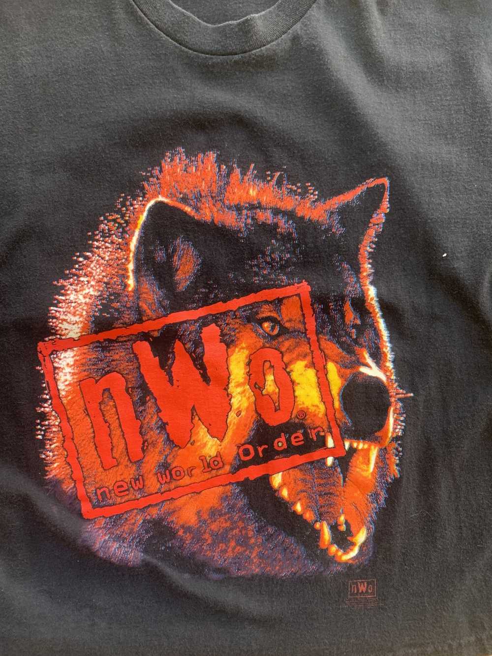 Vintage N.W.O Wolf T-Shirt - image 2