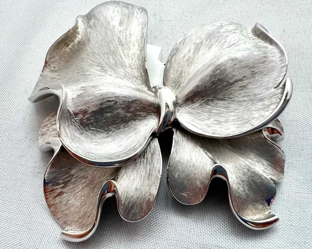 Crown Trifari Silver Tone Brooch Earrings Set 196… - image 2