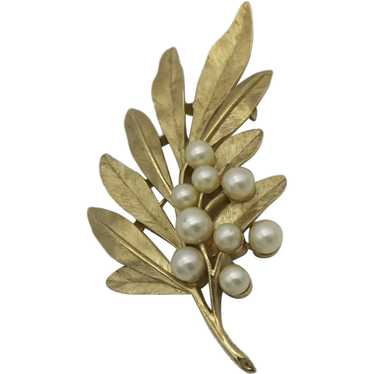 Trifari Faux Pearl Gold tone Leaf Brooch Crown Ma… - image 1