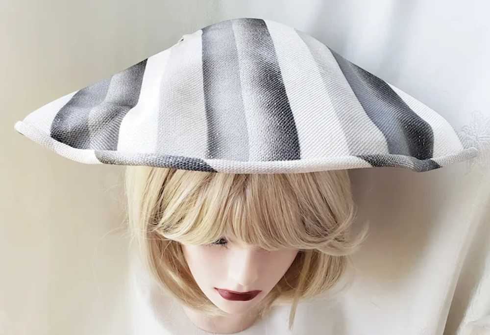 Avant Garde 1950's - 60's Sophisticated Hat - image 12