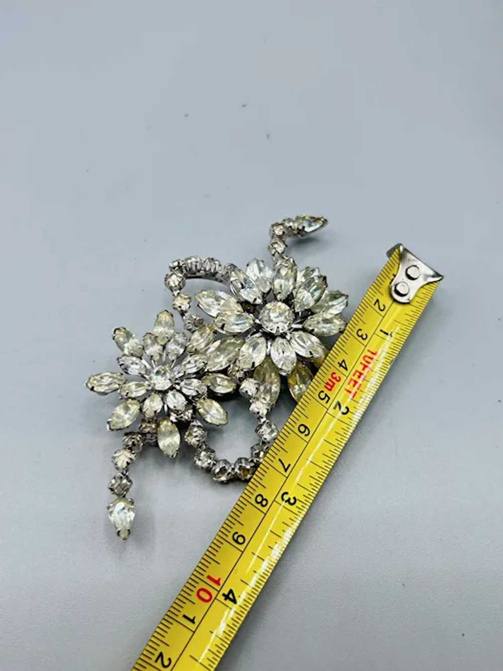 Signed EISENBERG Large Flowers Brooch Clear Rhine… - image 7