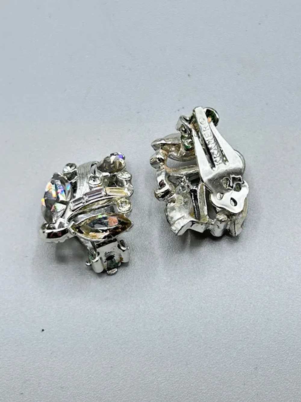 Signed KRAMER Clip On Earrings Smoky Rhinestones … - image 5