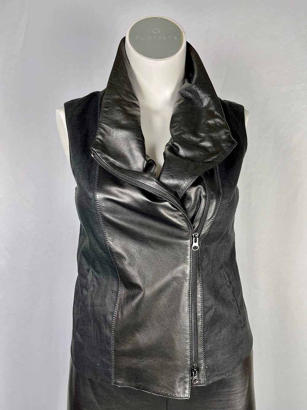 vince. Size L (12) Black Leather Linen Moto Vest - image 3