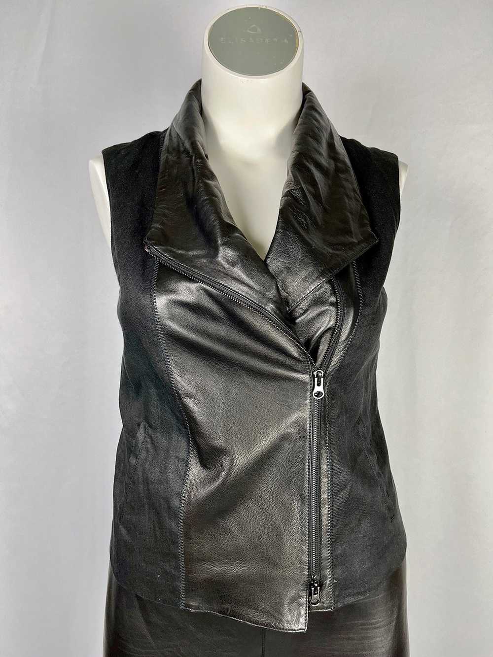 vince. Size L (12) Black Leather Linen Moto Vest - image 4