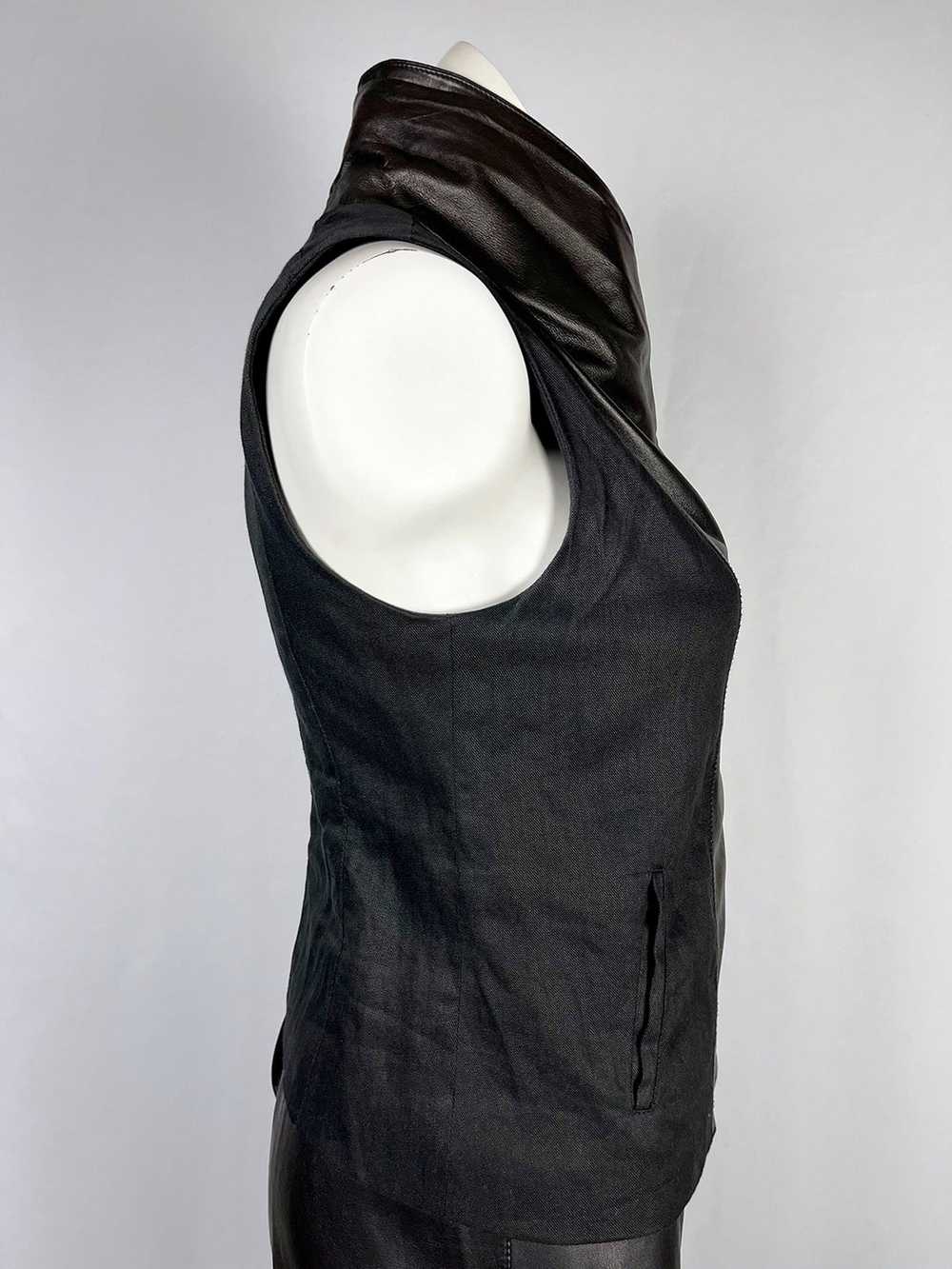 vince. Size L (12) Black Leather Linen Moto Vest - image 5