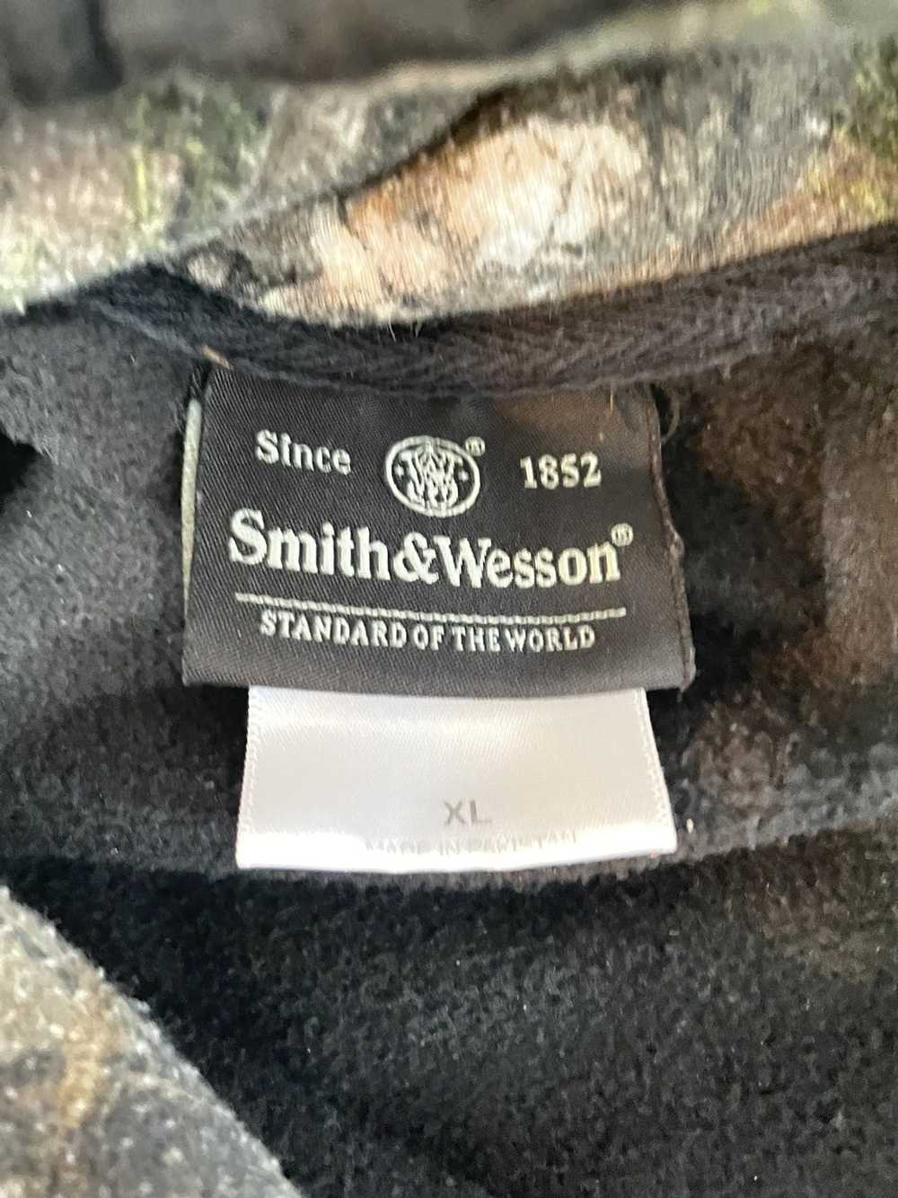 Vintage Vintage Smith & Wesson Hoodie - image 4