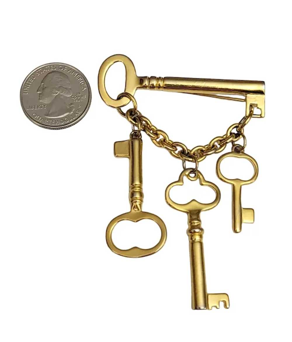 Premier Design Gold Tone Skeleton Key Bar Dangle … - image 3