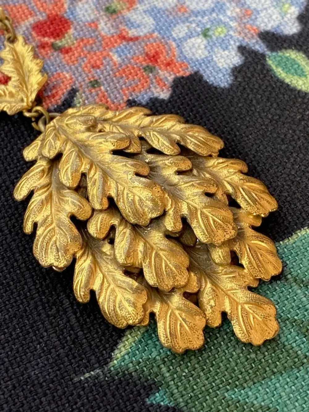 1940s Art Deco Brass Necklace Leaves 28 Inch - image 3