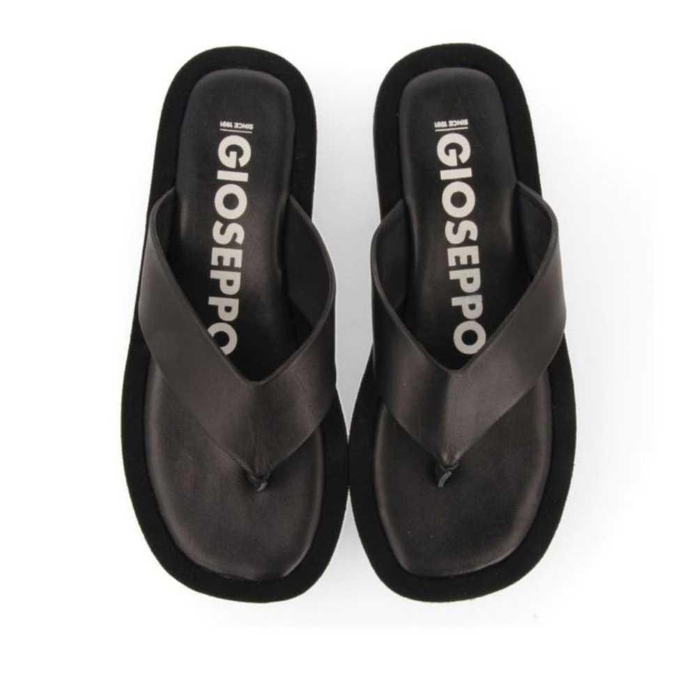 Gioseppo Leather flip flops - image 2