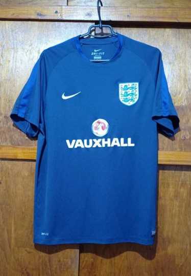 Nike × Soccer Jersey × Vintage Nike England Y2K T-