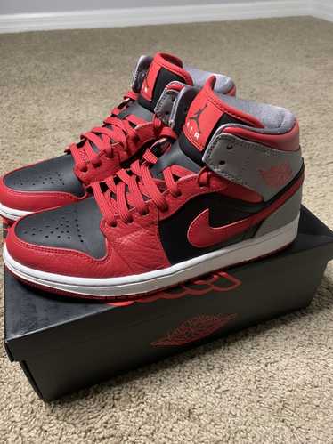 Jordan Brand × Nike Jordan 1 Mid Fire Red Cement