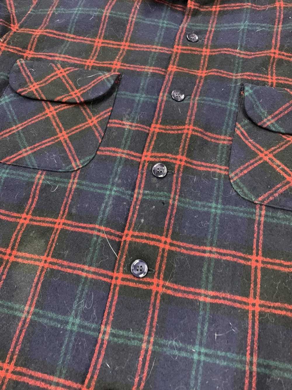 Vintage Vintage 1960s Pendleton Loop Collar Shirt - image 2