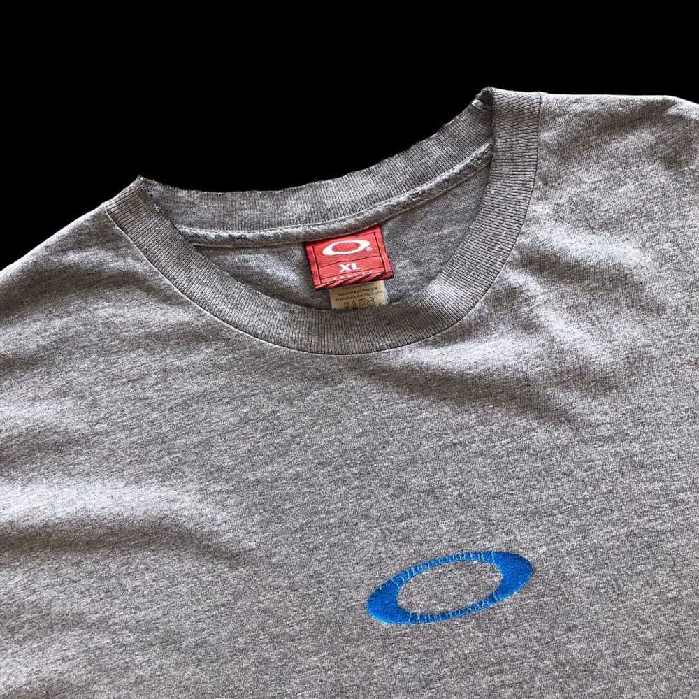 Oakley × Streetwear Trashed OAKLEY Rare Design T-… - image 4