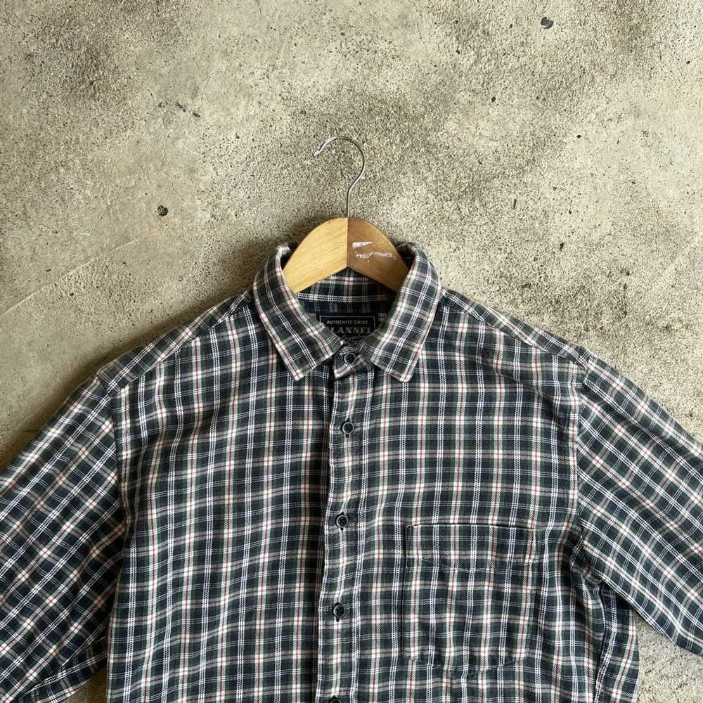 Flannel × Uniqlo Uniqlo Authentic Flannel Shirt B… - image 3