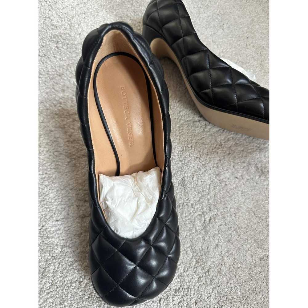 Bottega Veneta Bloc leather heels - image 7