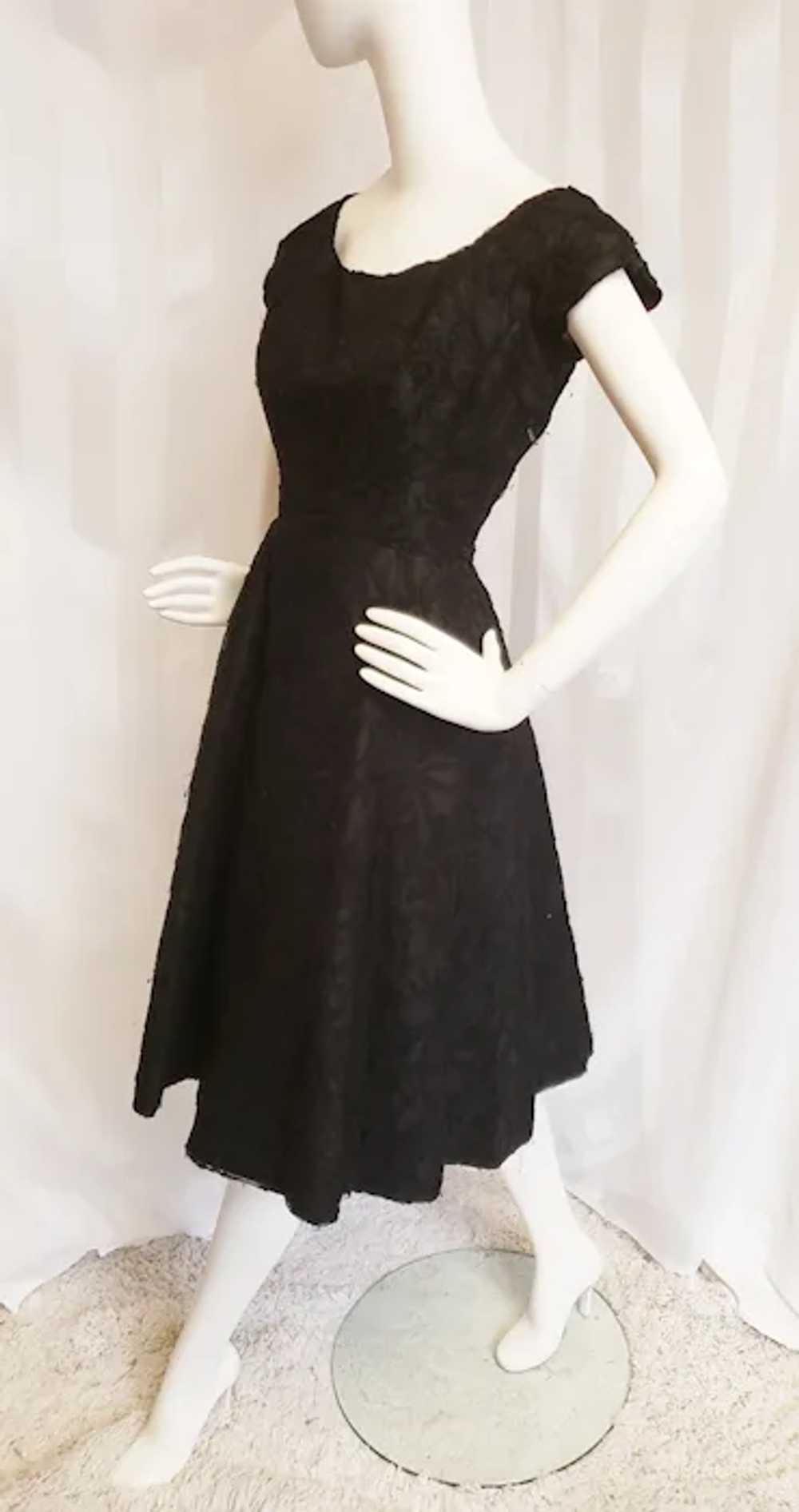 Hattie Carnegie 1950's Black Lace Cocktail Dress - image 10