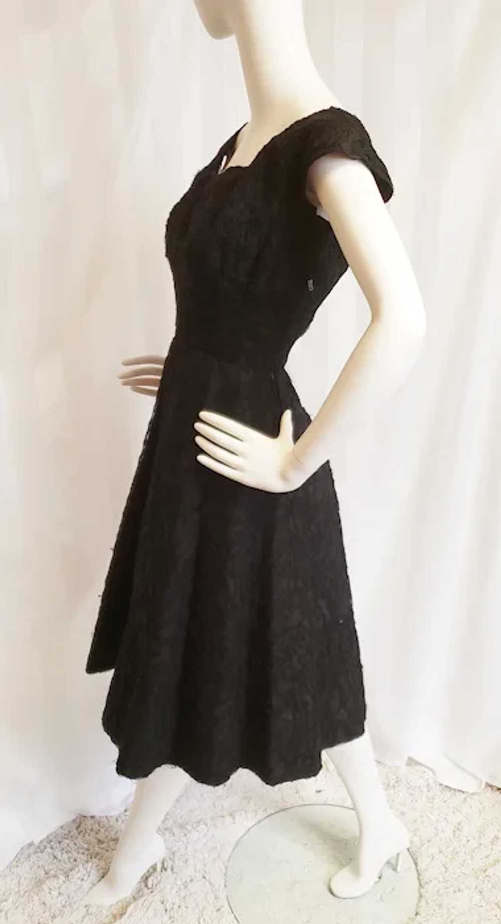 Hattie Carnegie 1950's Black Lace Cocktail Dress - image 5