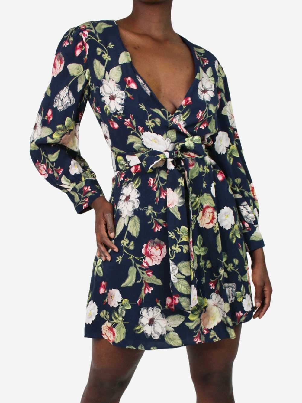 Alice + Olivia Blue floral printed wrap dress wit… - image 5