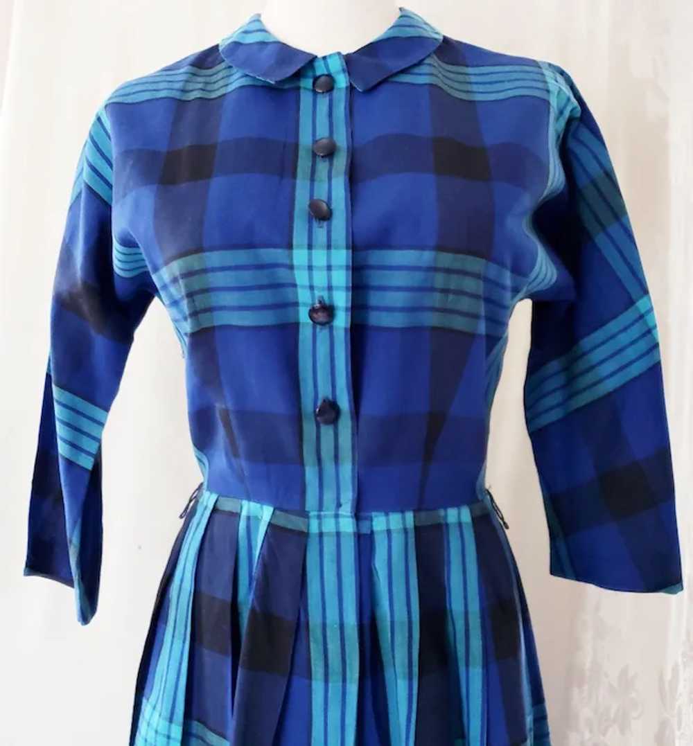 CRISP, BRIGHT Shirtwaist 1960's Dress - image 5