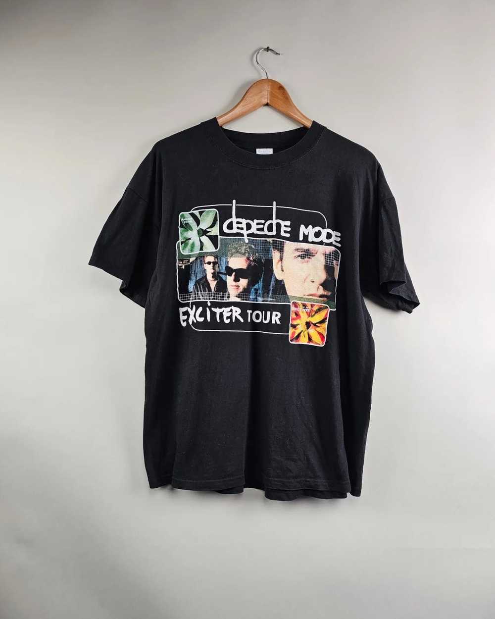 Band Tees × Rock Tees × Vintage 2001 Depeche Mode… - image 1