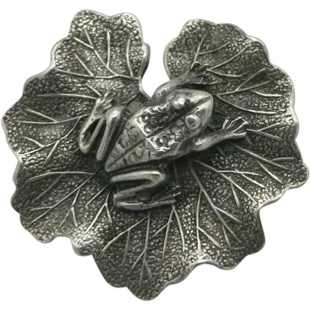 Sterling Silver Frog on Lily Pad Brooch Lang - image 1
