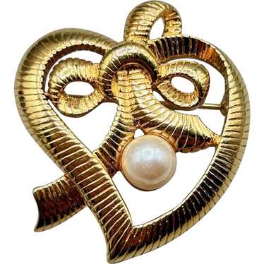 Vintage Heart with Pearl Pin Brooch Textured Gold… - image 1