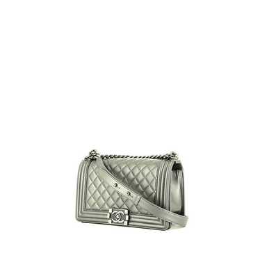 Chanel Boy shoulder bag in silver quilted leather… - image 1