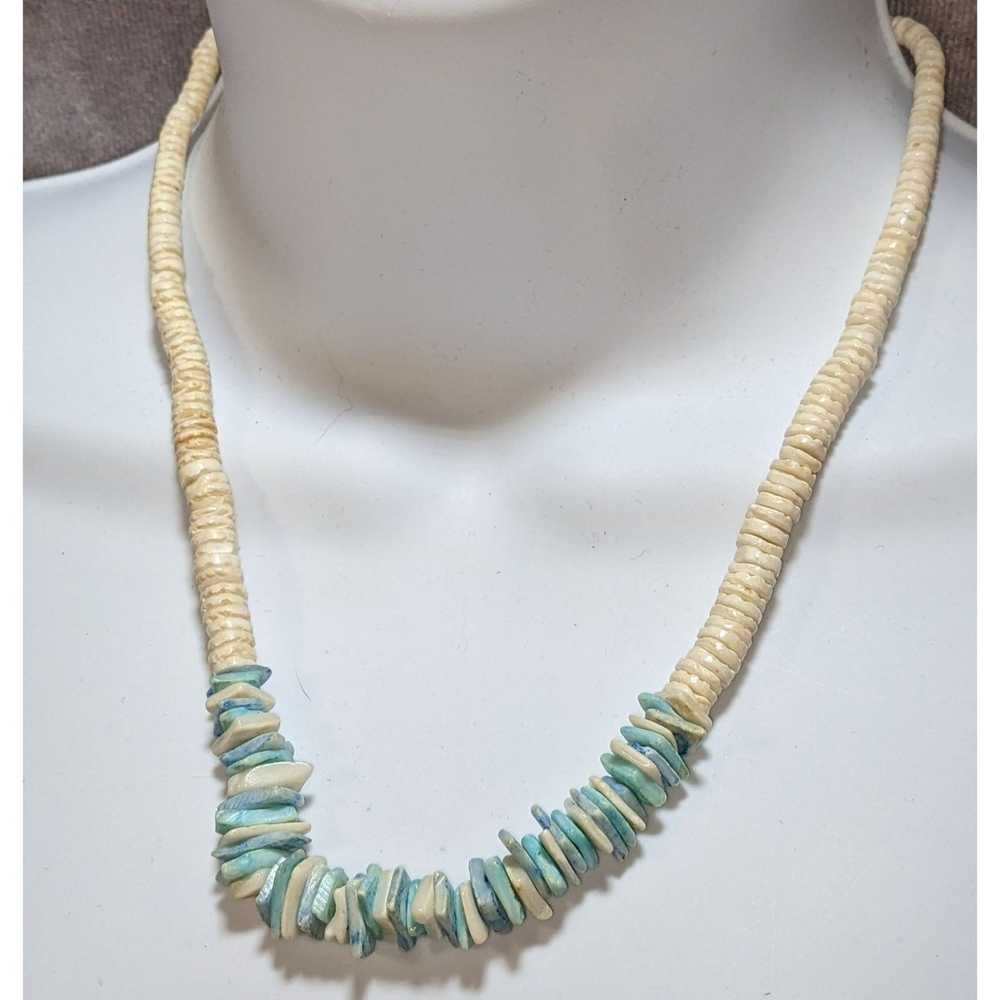 Other Blue And White Shell Necklace - image 5