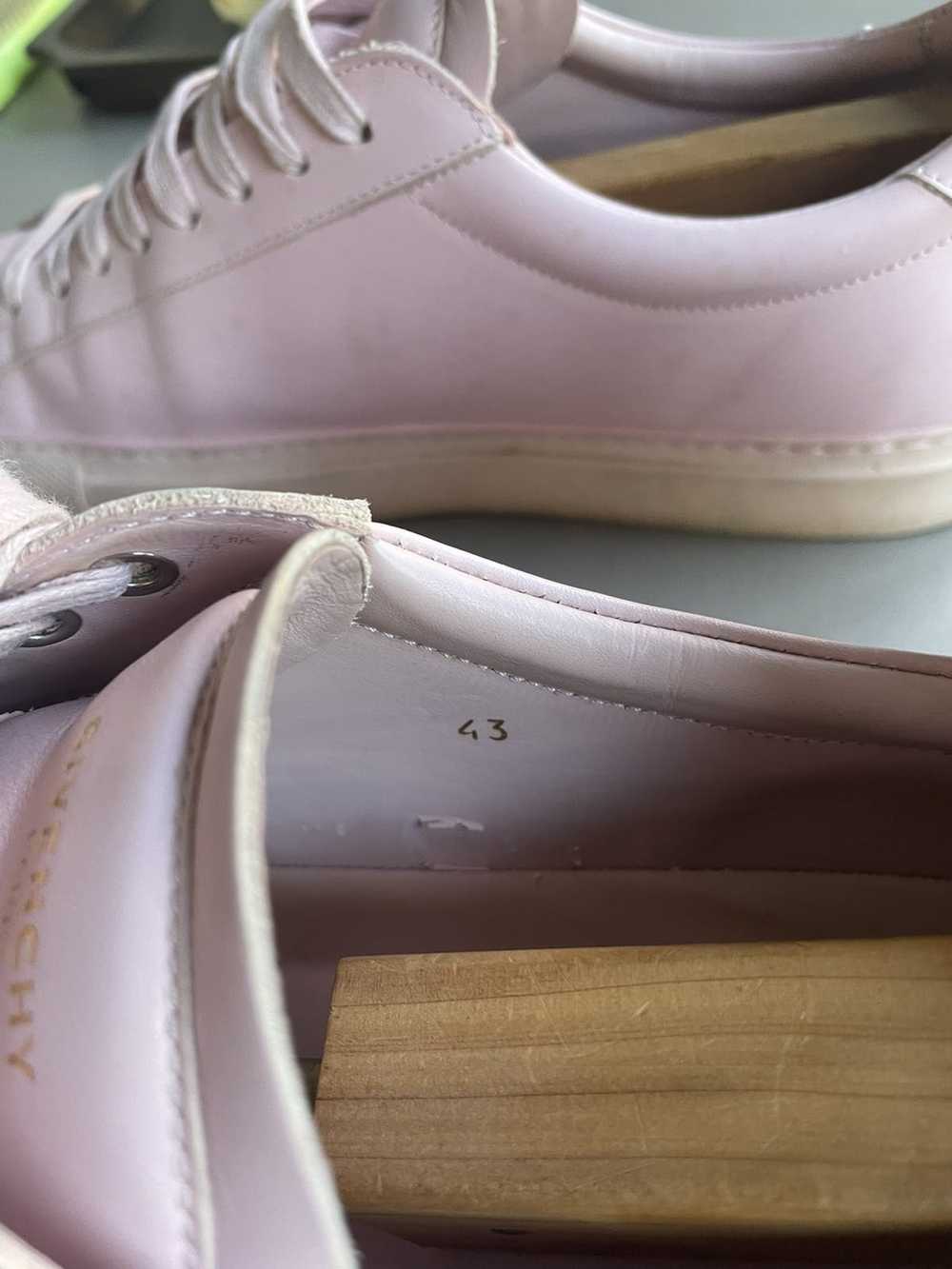 Givenchy Givenchy Pale Pink Leather low tops - image 5