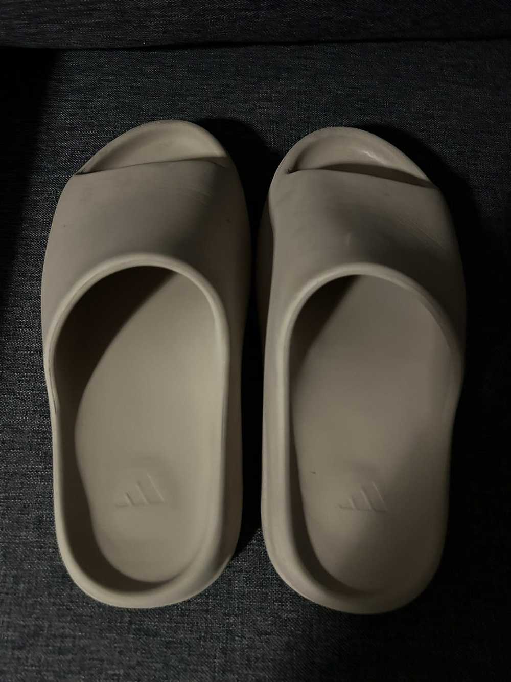 Adidas Yeezy slide pure size 9 - image 2