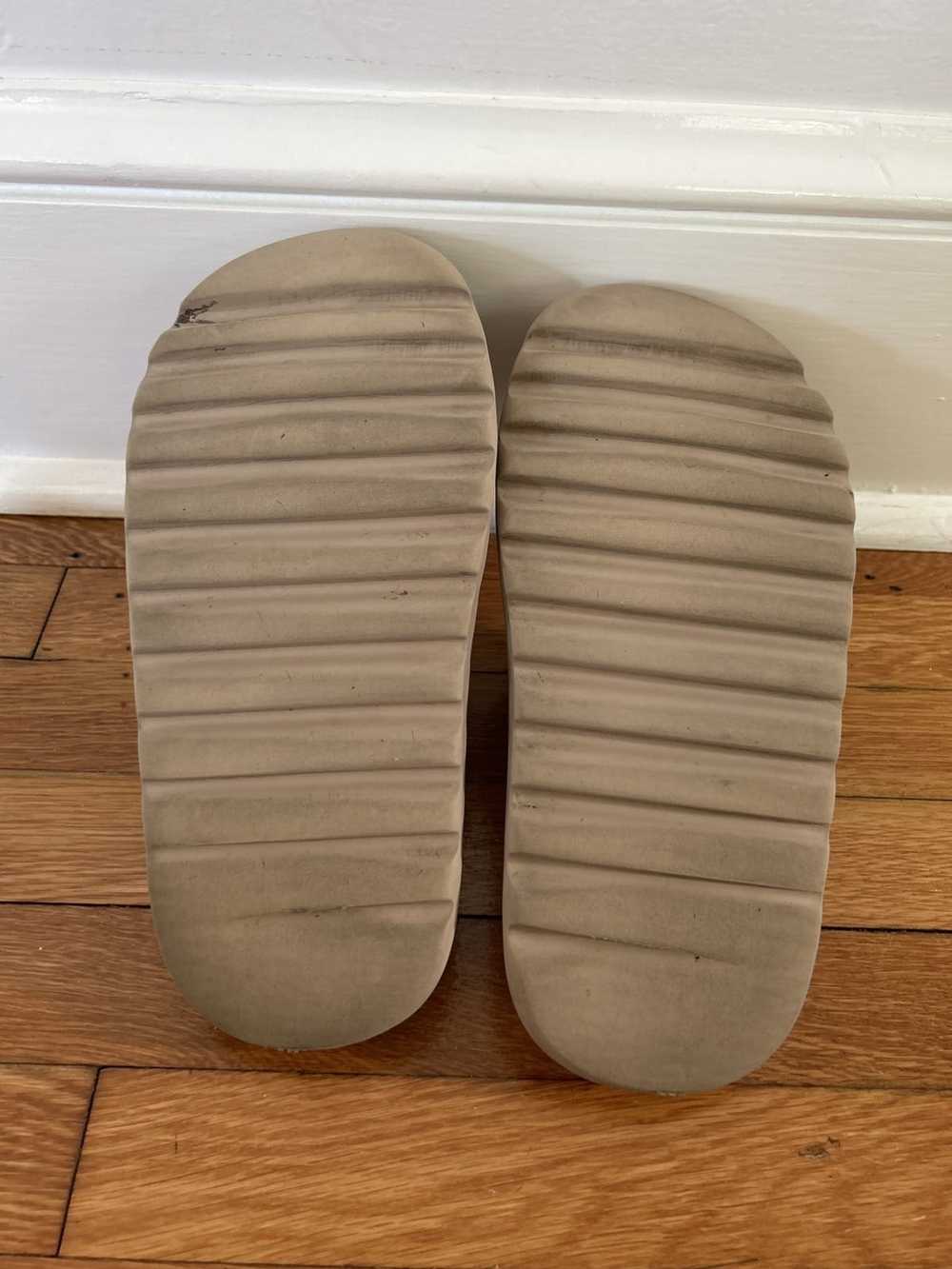 Adidas Yeezy slide pure size 9 - image 5