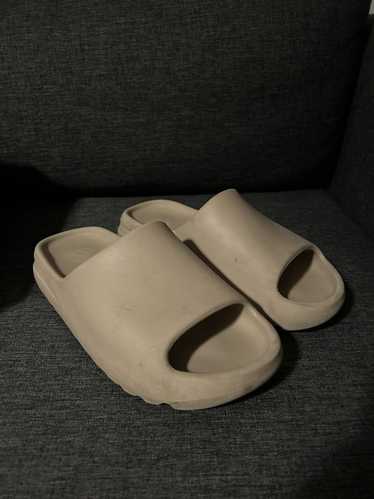 Yeezy slides womens discount 9