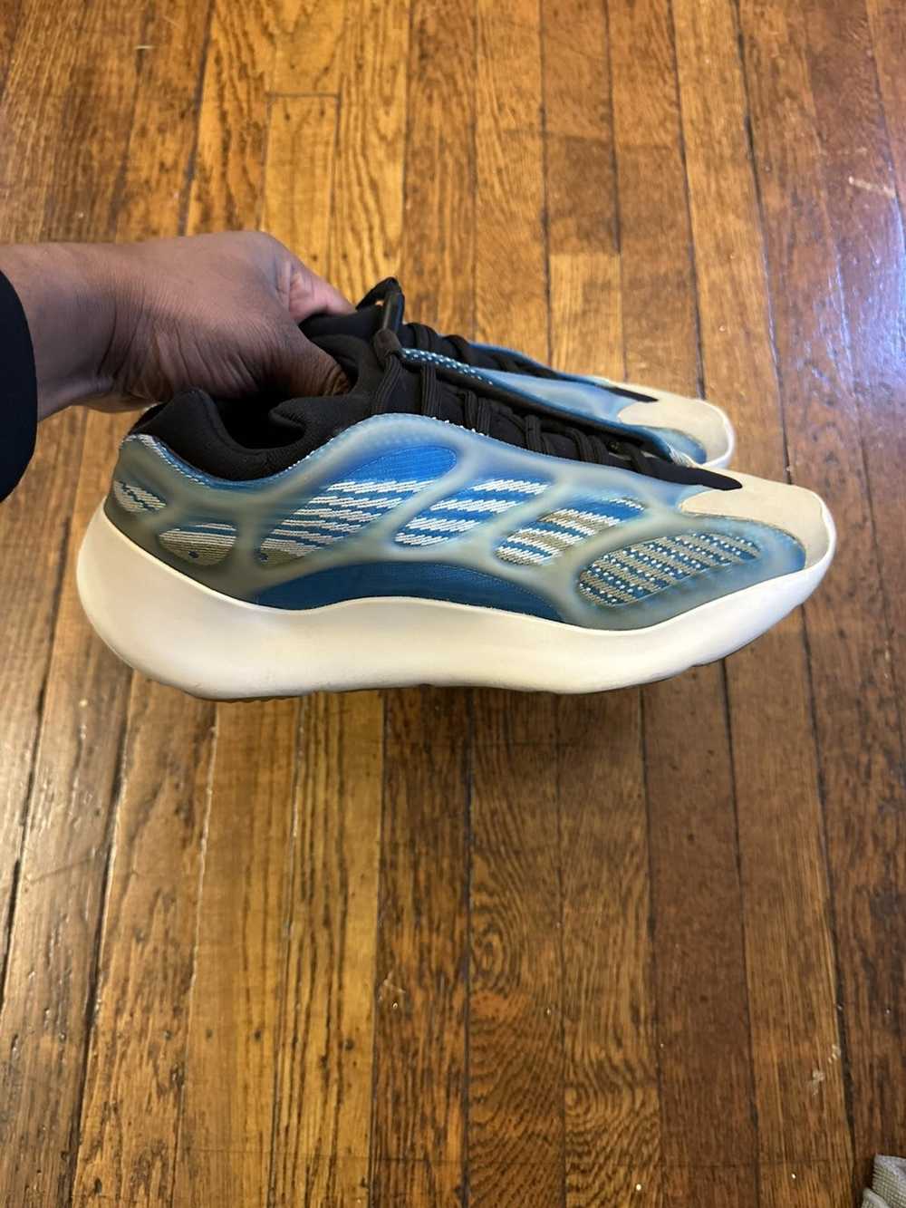 Adidas × Kanye West 2020 Men’s Yeezy 700 V3 'Arza… - image 8