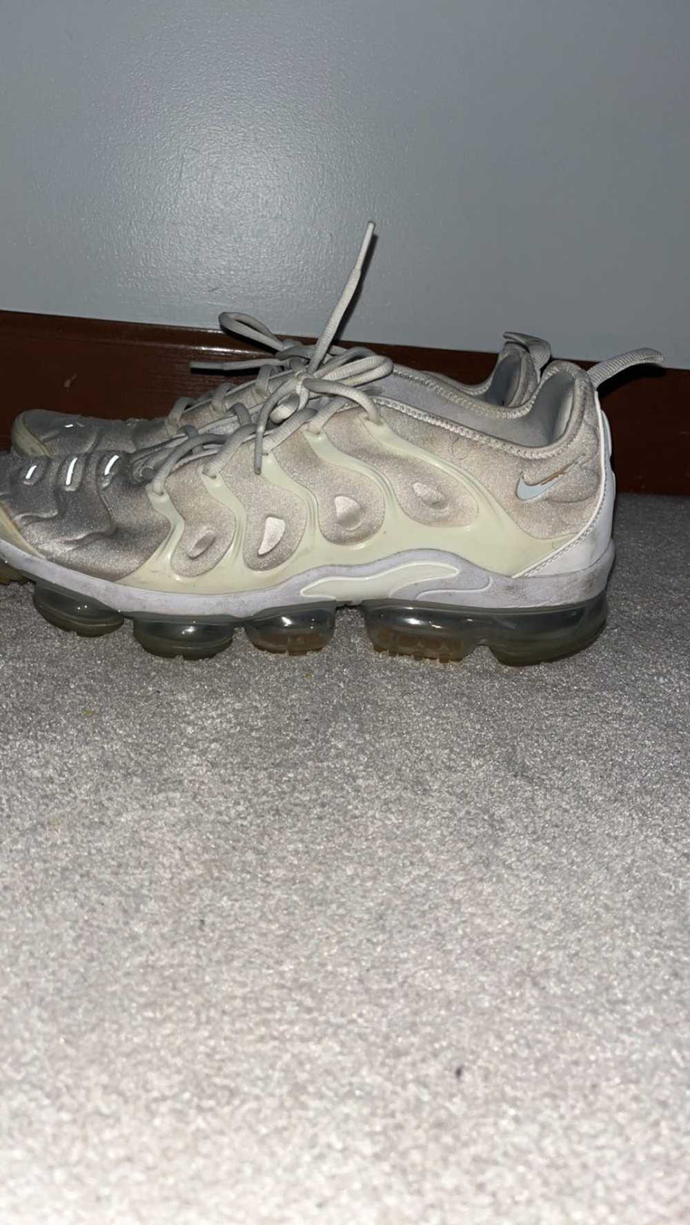 Nike Nike Air Vapormax Plus - image 2