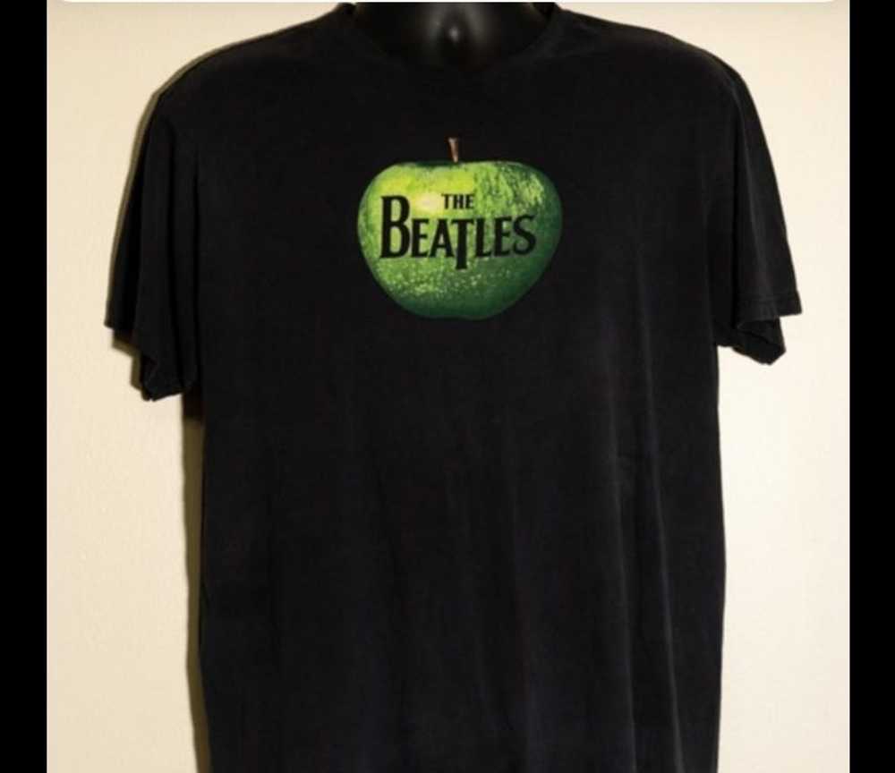 Vintage 2005 The Beatles Apple Tee - image 2